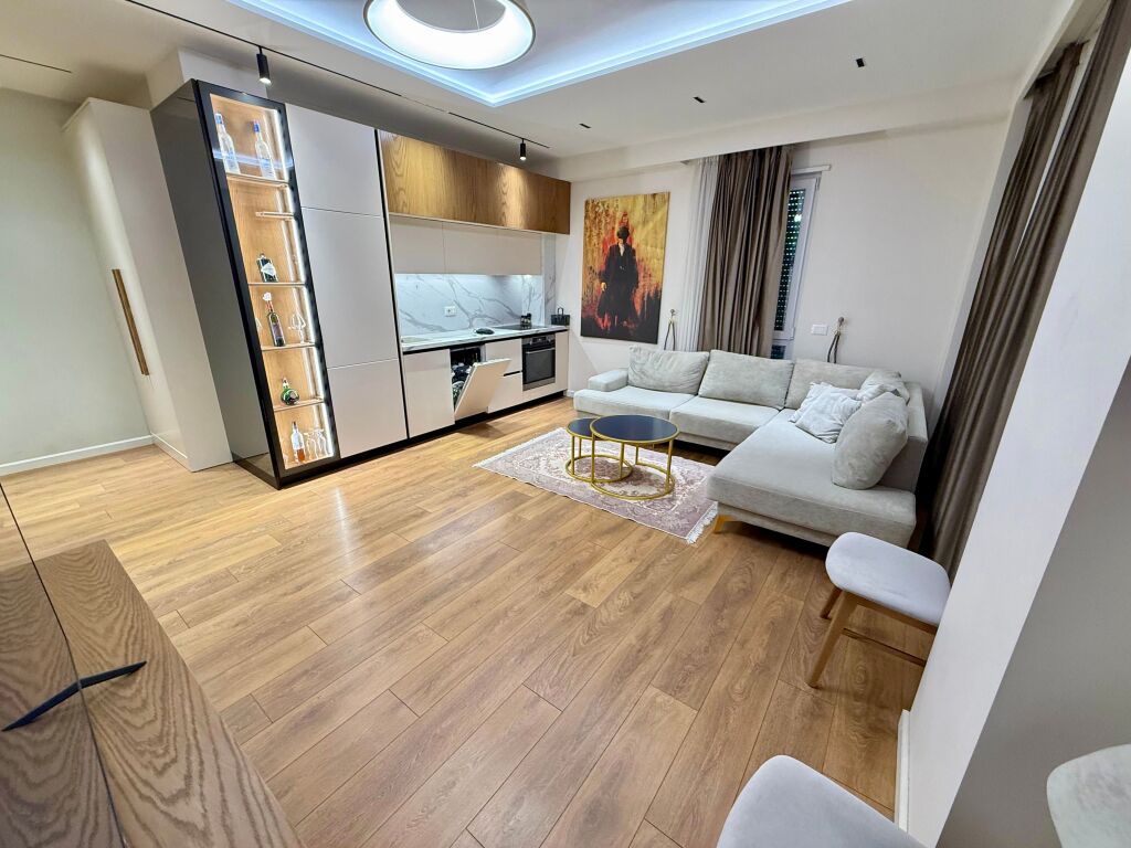 📣 QERA SUPER Apartament 2+1 Me Parking📍 Qendra e Tiranes ✨