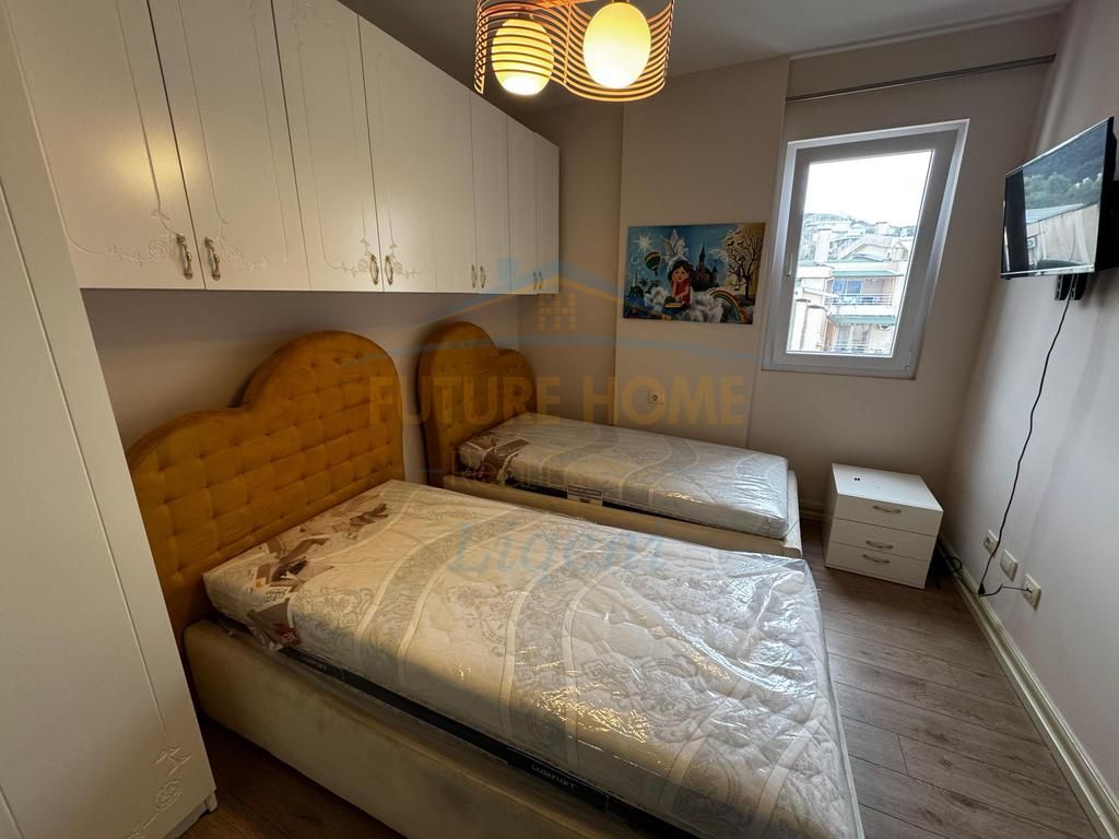 Qira, Apartament 3+1, Liqeni i Thate, Tirane.