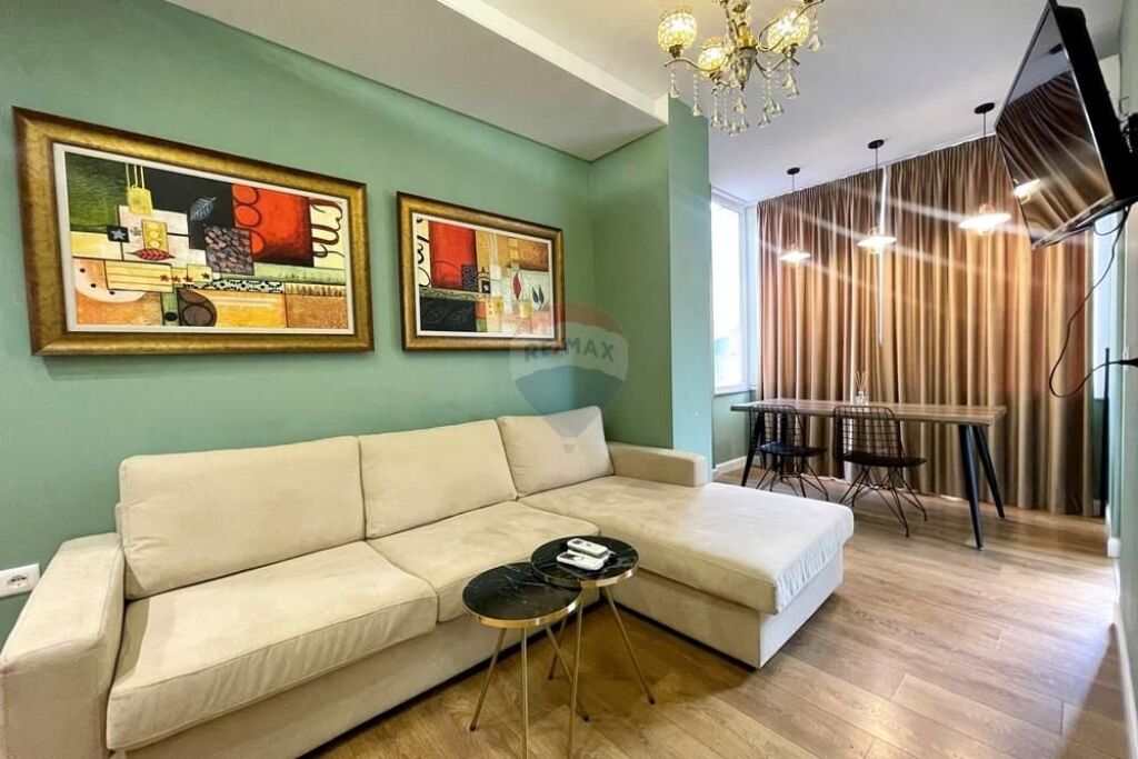 Apartament 2+1 per qira tek Shkolla e Baletit