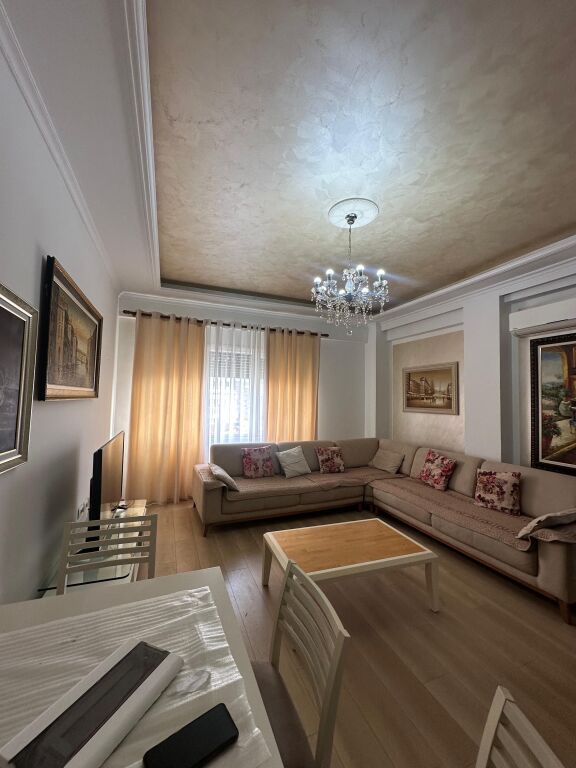 Affitto, Appartamento 1+1 Via Frosina Plaku