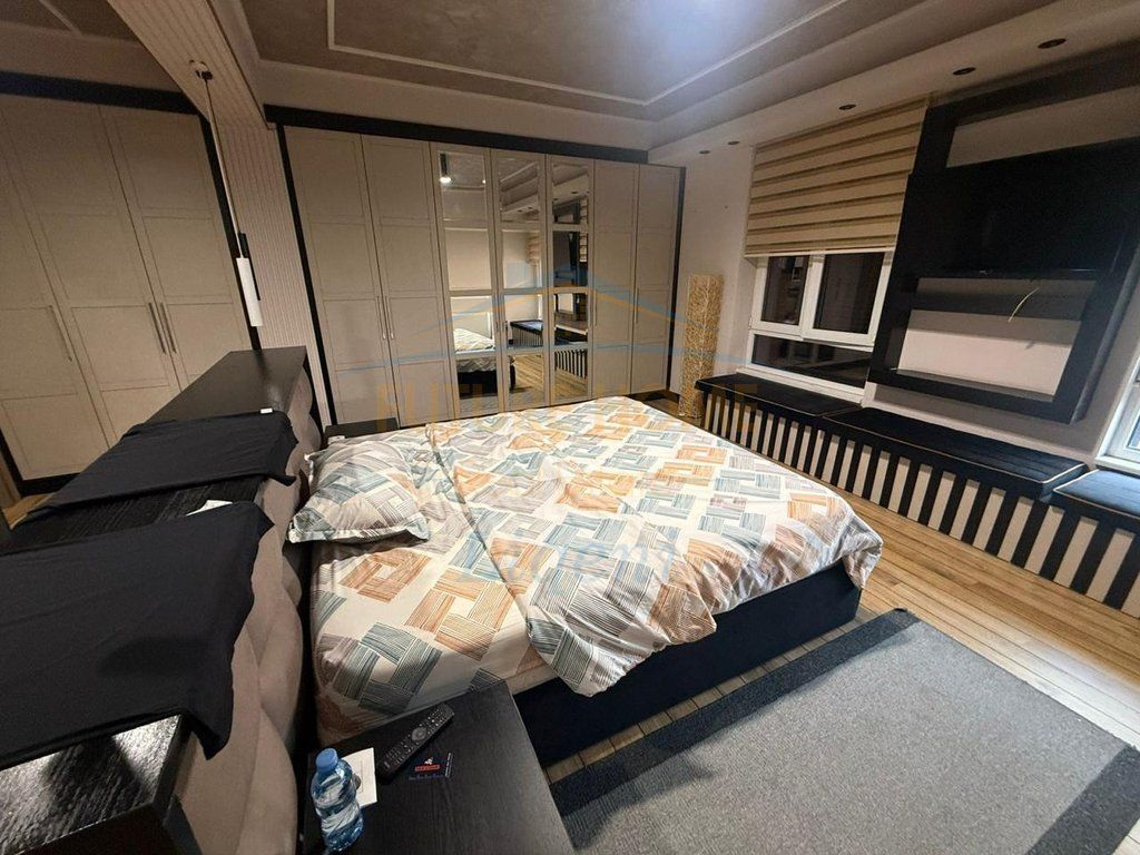 Jepet me qera 3+1+2 1950€