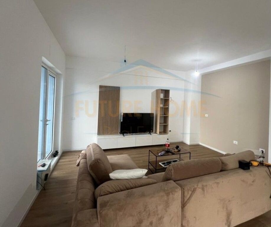 Qera, Apartament 2+1+Post Parkimi, Fresku, Tirane.