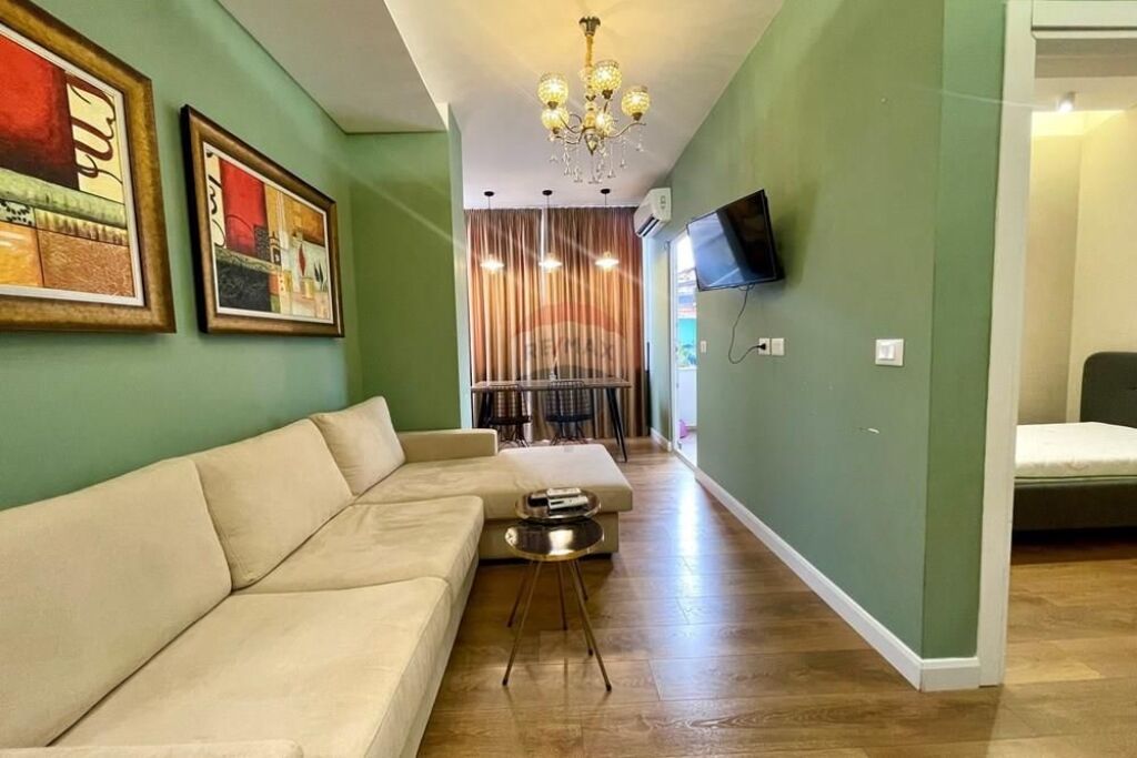 Apartament 2+1 per qira tek Shkolla e Baletit