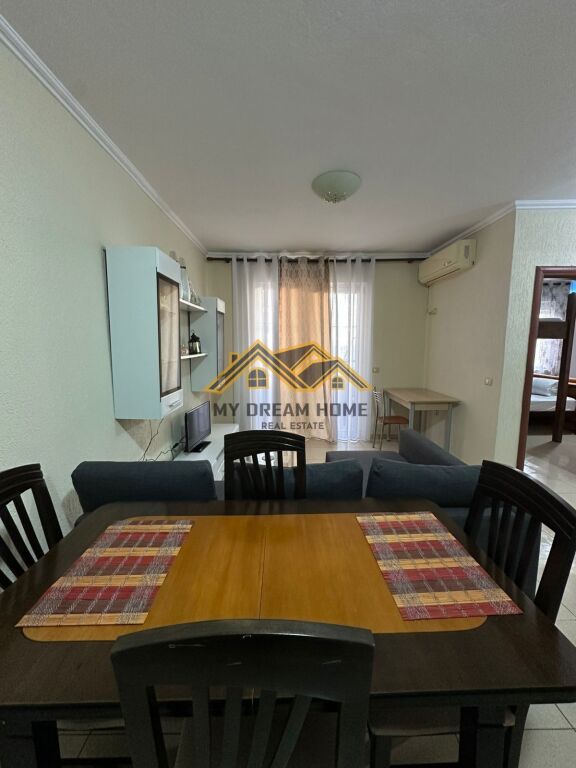 Apartament 1+1 Me Qira në Plazh Durrës!