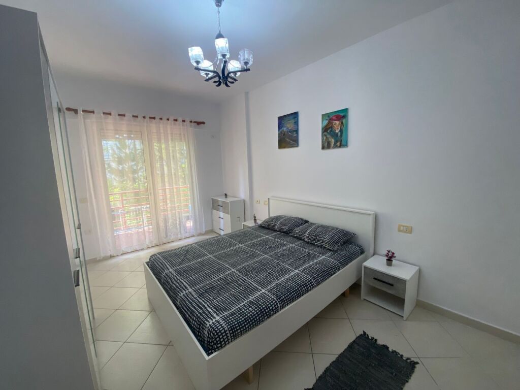 APARTAMENT ME QERA 1+1 LIQEN I THATE 50.000 LEKE