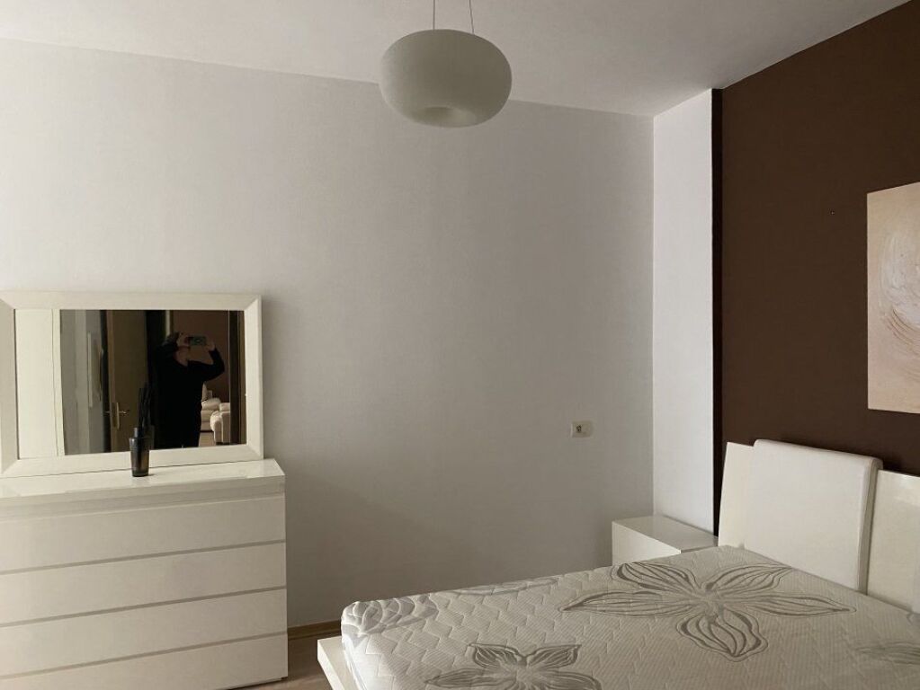 Jepet Me Qera Apartament 2+1+2 Tualete +1 Ballkon