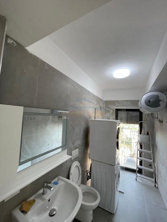 Affitto, Appartamento 2+1+Posto Auto, Residenza Kodra e Diellit 2, Tirana.