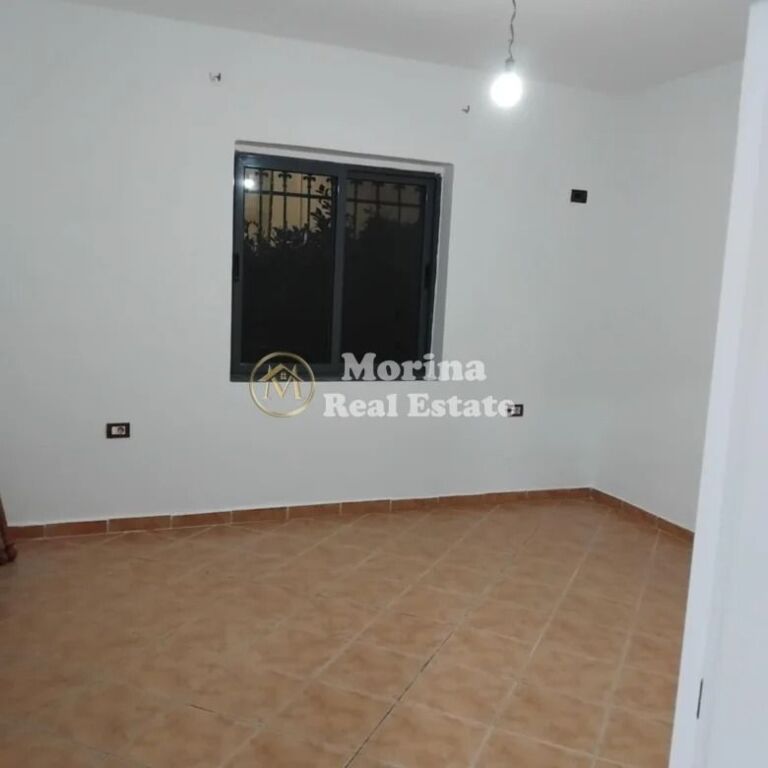 Qera | Ambjent Biznesi | Kamëz Municipality | 400 €/muaj