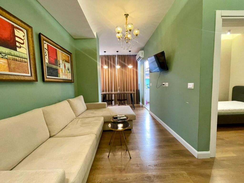 Jepet me qira apartament 2+1 tek shkolla  e baletiti