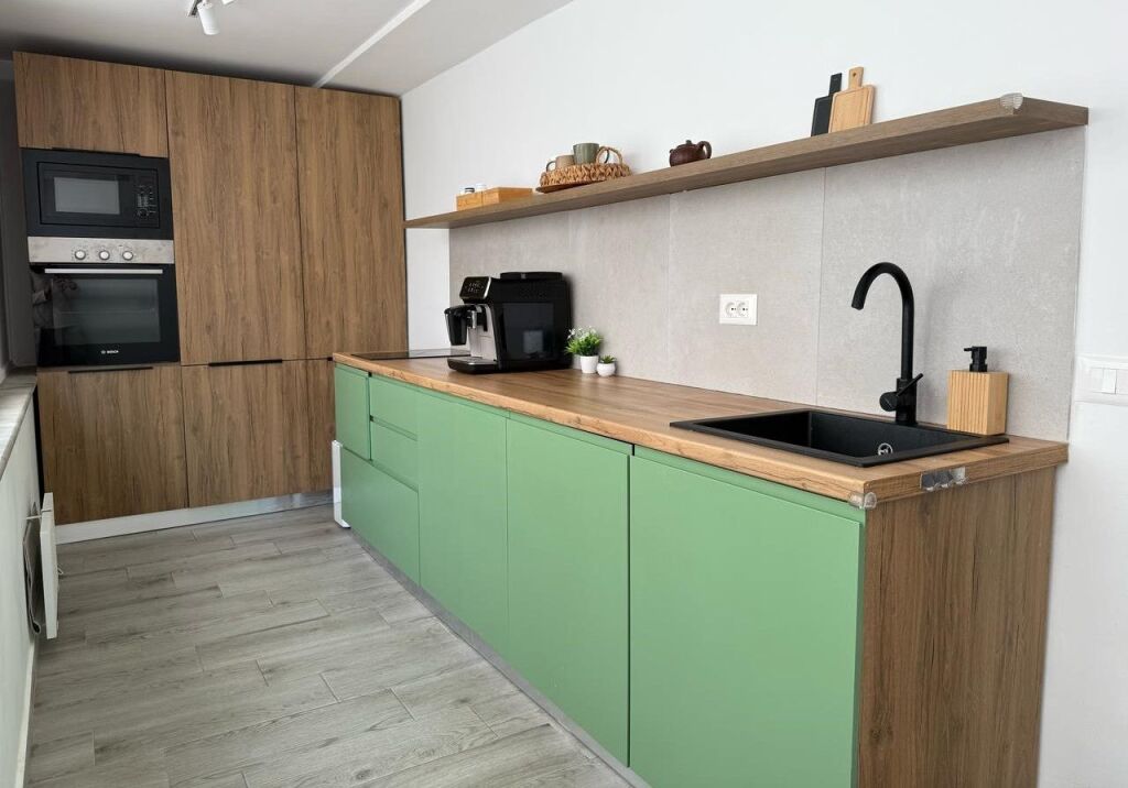 🏖️ APARTMENT FOR SALE WITH SEA VIEW – BEACH AREA (NEAR Pelican Cafe)