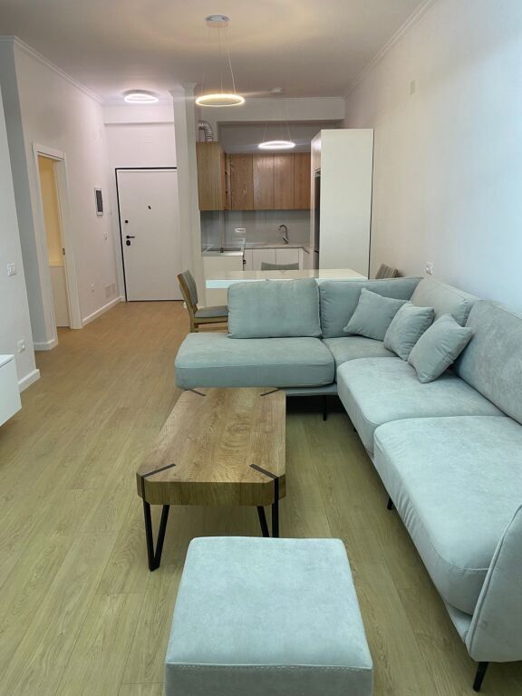 In affitto 2+1 Complesso Greco Lago Secco 700€