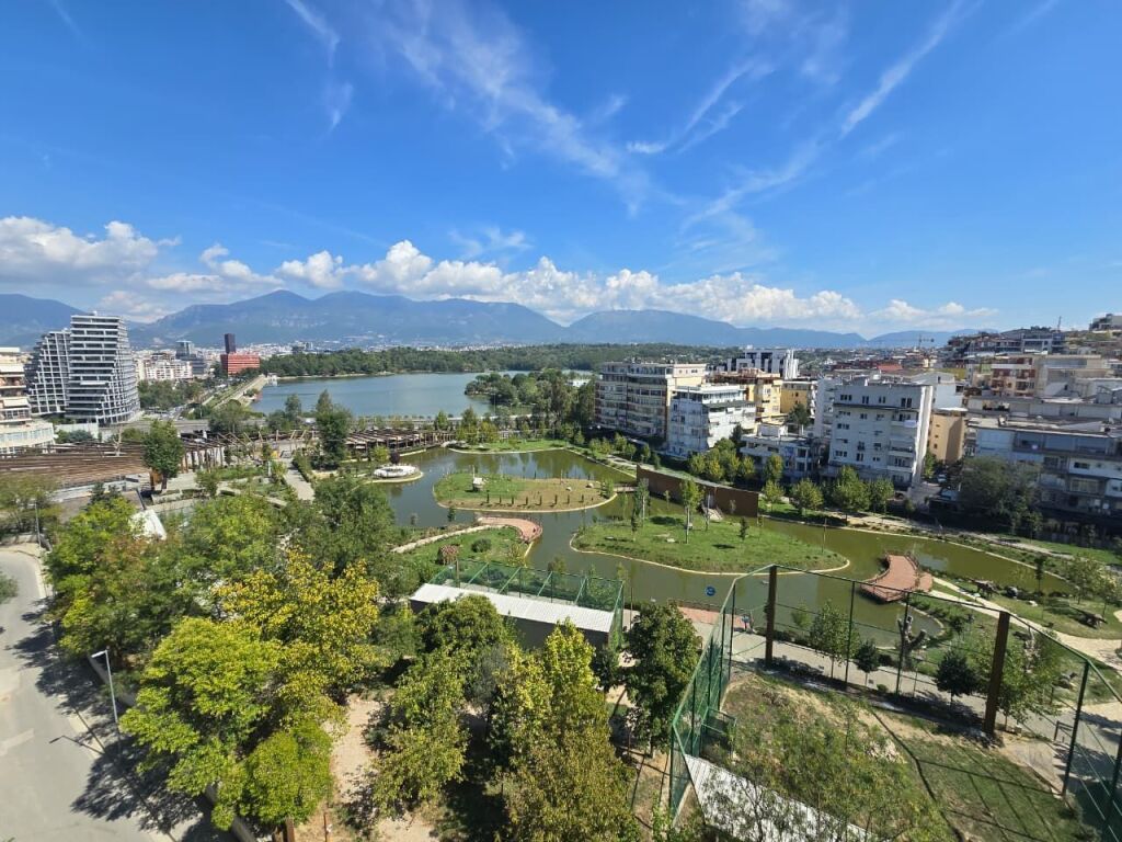 APARTAMENT/ PENTHOUSE 3+1 Me Verande+ POST PARKIMI | ME QIRA | KOPSHTI ZOOLOGJIK