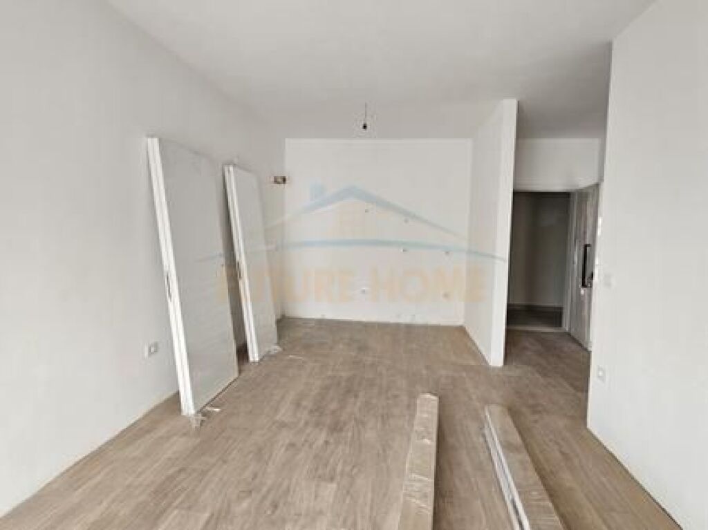 In vendita, Appartamento 2+1+2, Complesso Tirana Entry II, Tirana.