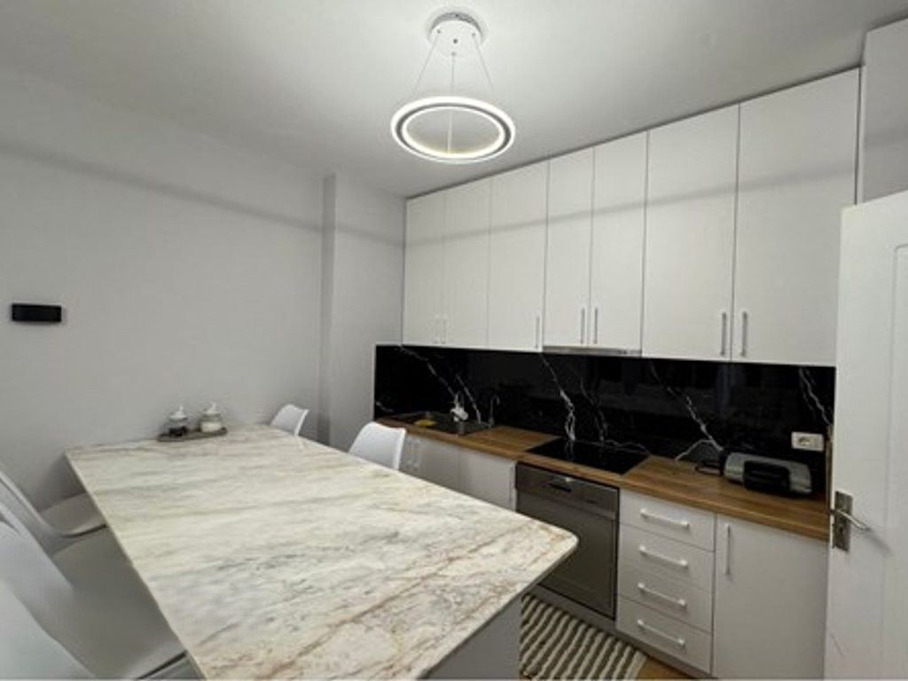 APARTAMENT 2+1+2+POST PARKIMI PER SHITJE, ASTIR 195.000 E