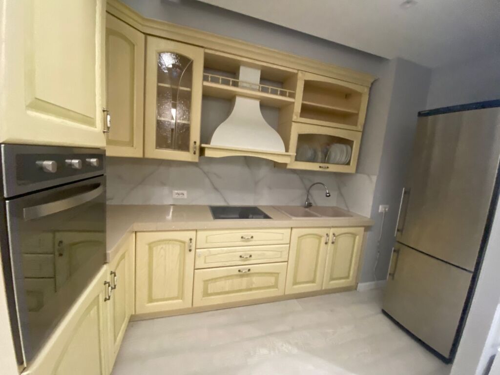 Appartamento 2+1+2 in vendita Via Barrikadave 250.000€