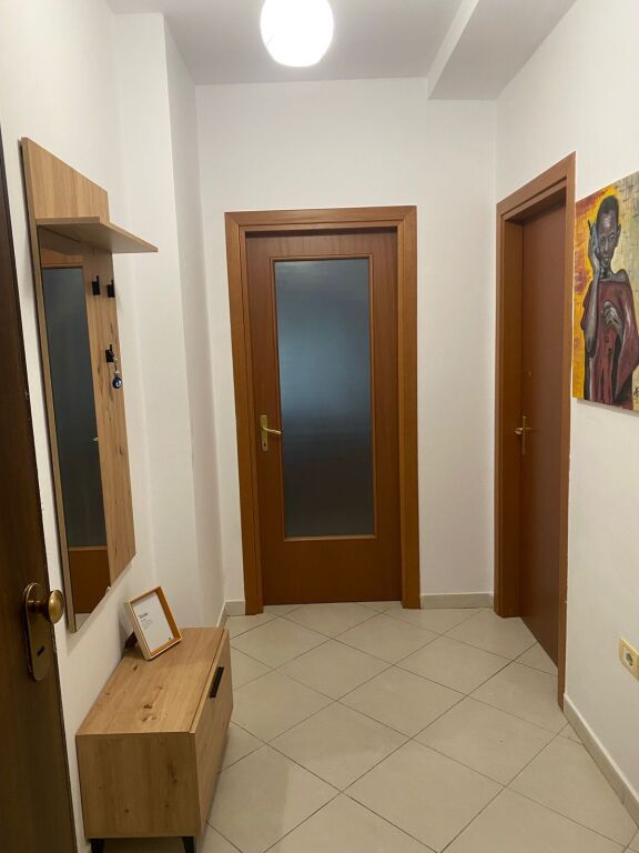 1+1,i mobiluar,liqeni i thate,500 mije leke