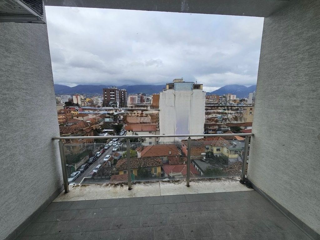 Apartment 1+1 for rent near Partizani High School 600 € /Month