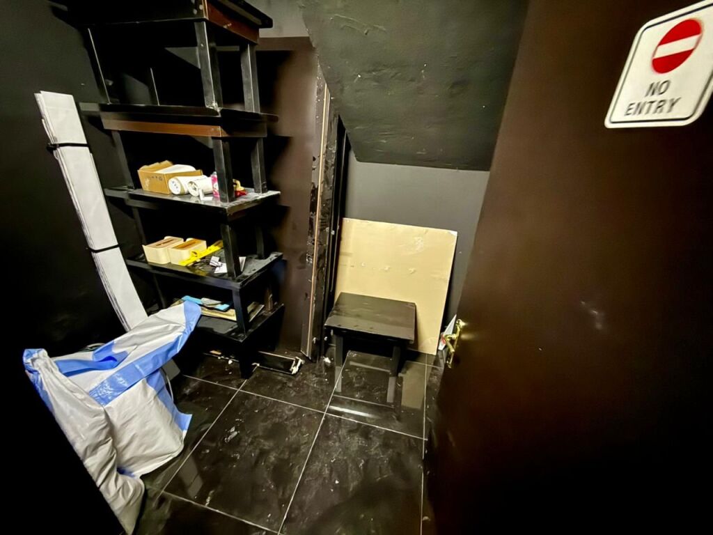 📣 QERA Ambient Biznesi (Bodrum) 📍 Myslym Shyri, Prane Karburant Kastratit ✨💶 Cmimi 1.000 Euro