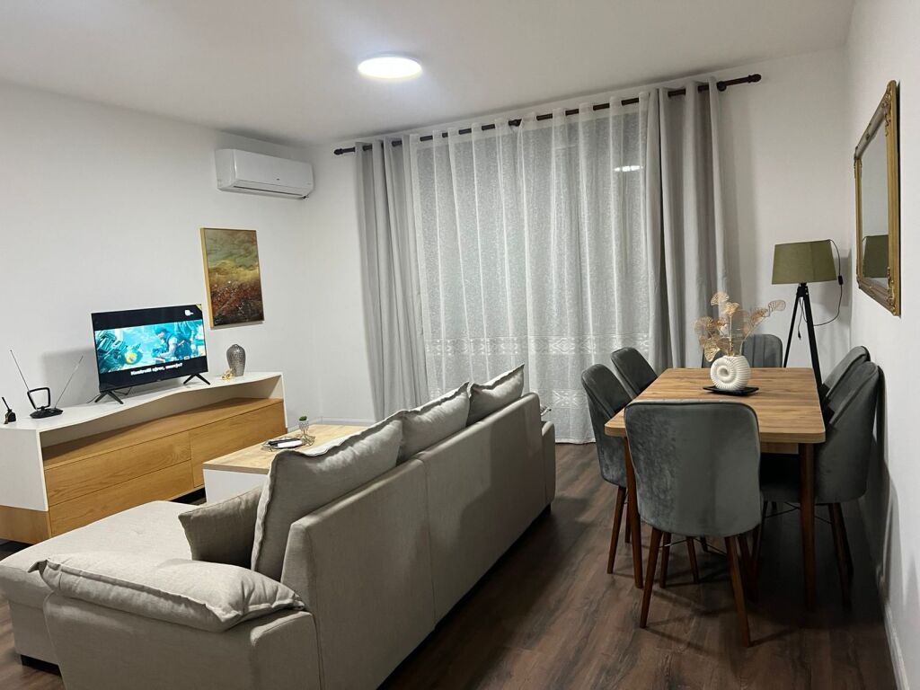 3+1+2+parking For rent