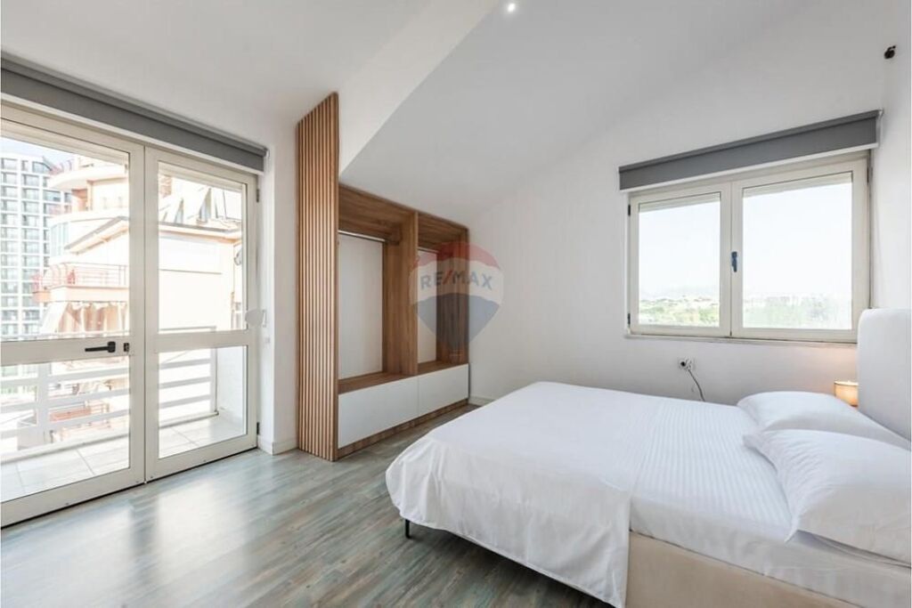 Apartament 2+1+2 me qira tek Liqeni Artificial