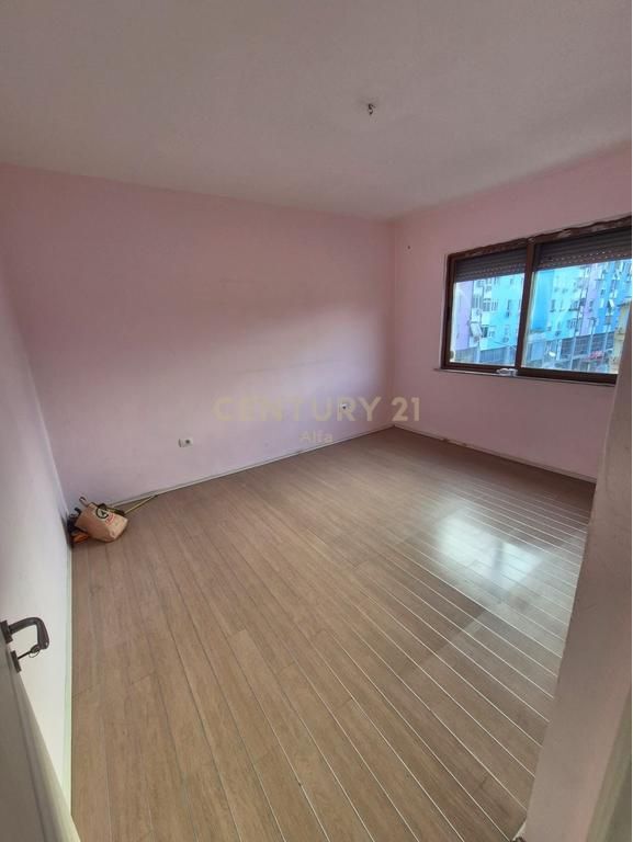 Shitet Apartament 2+1 në Myslym Shyr – Pallat Ekzistues!