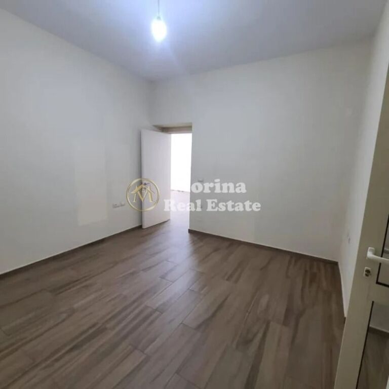 Qera | Ambjent Biznesi | Stacioni i Trenit | 1000 €/muaj