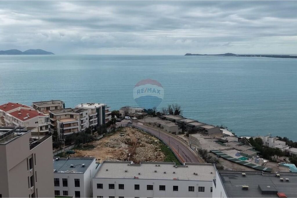 🏡 Shtëpi Private për Shitje – Vlorë, Vlorë