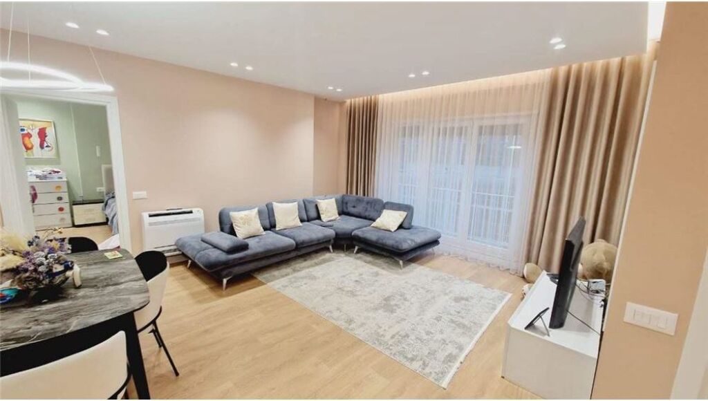 Super 2+1 apartment for rent at Vila Goldi!