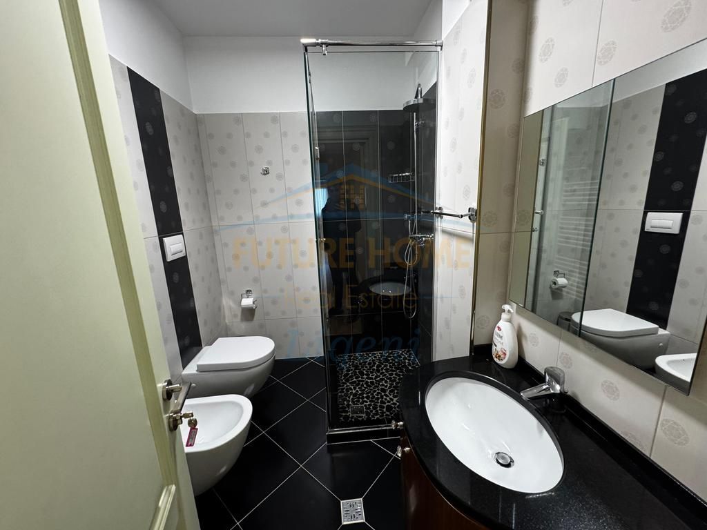 Qira, Apartament 3+1, Liqeni i Thate, Tirane.