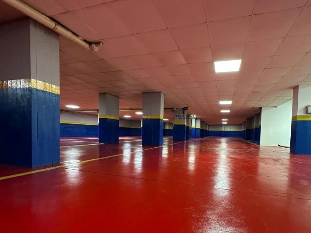 MAGAZINE ME QERA RRUGA E ELBASANIT 2.000 EURO