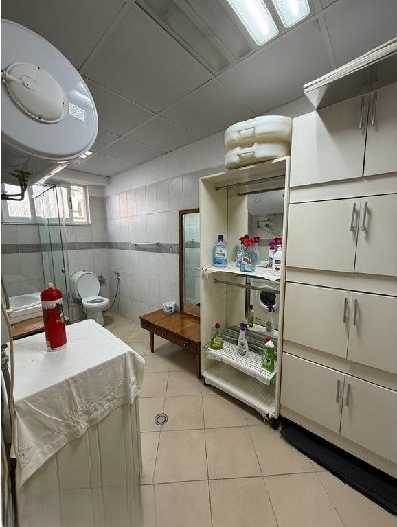 Apartament 3+1+2 Me Qira te Gjimnazi Petro Nini Luarasi 700 € /Muaj