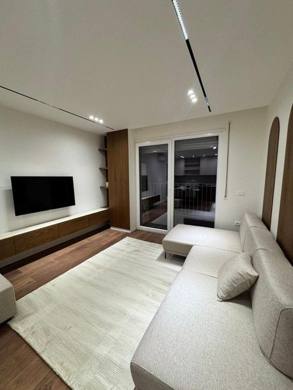 Apartament 1+1 Me Qira në Xhamlliku, Tiranë