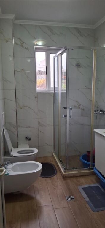Jepet Me Qera Apartament 2+1+1 Ballkon