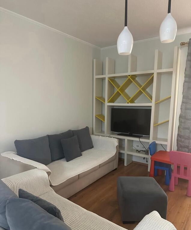 Super ap 2+1 at Kosovarve street