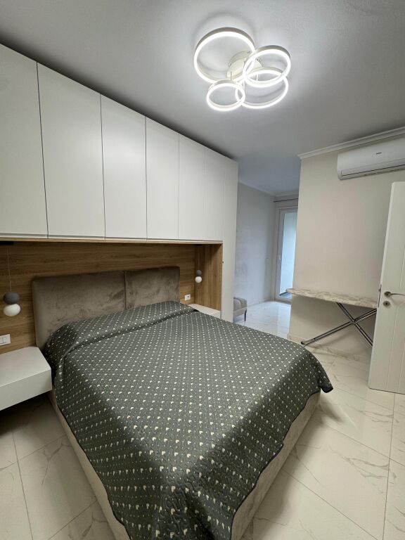 Affittasi 2+1 complesso Golden Park 3 60.000 leke