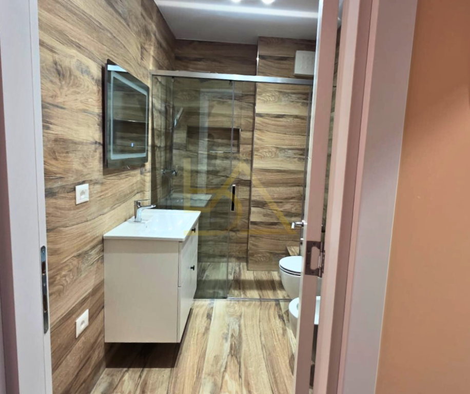 Jepet me qira – Apartament, Currila, Durrës