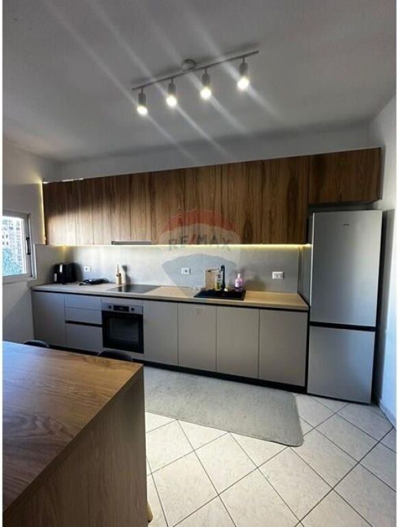 🏡 Appartamento 2+1 in Affitto – Via Hasan Kushta, Vlora