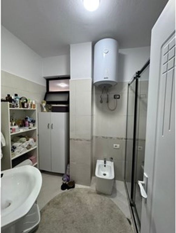 APARTAMENT 2+1+2+POST PARKIMI PER SHITJE, ASTIR 195.000 E