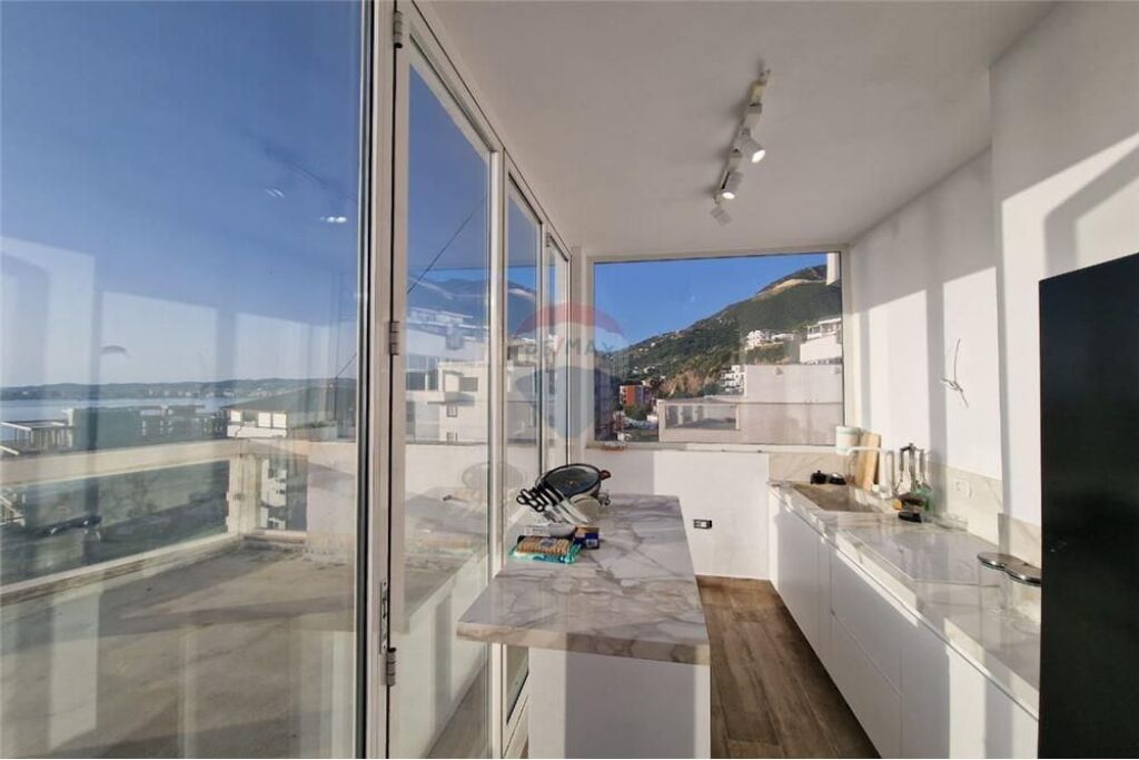 🏖️ Attico – In Vendita | Lungo Mare, Vlorë