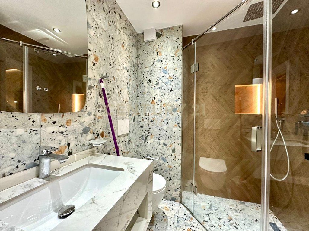 PREMIUM APARTMENT 2+1+2 with 2 PARKING SPACES