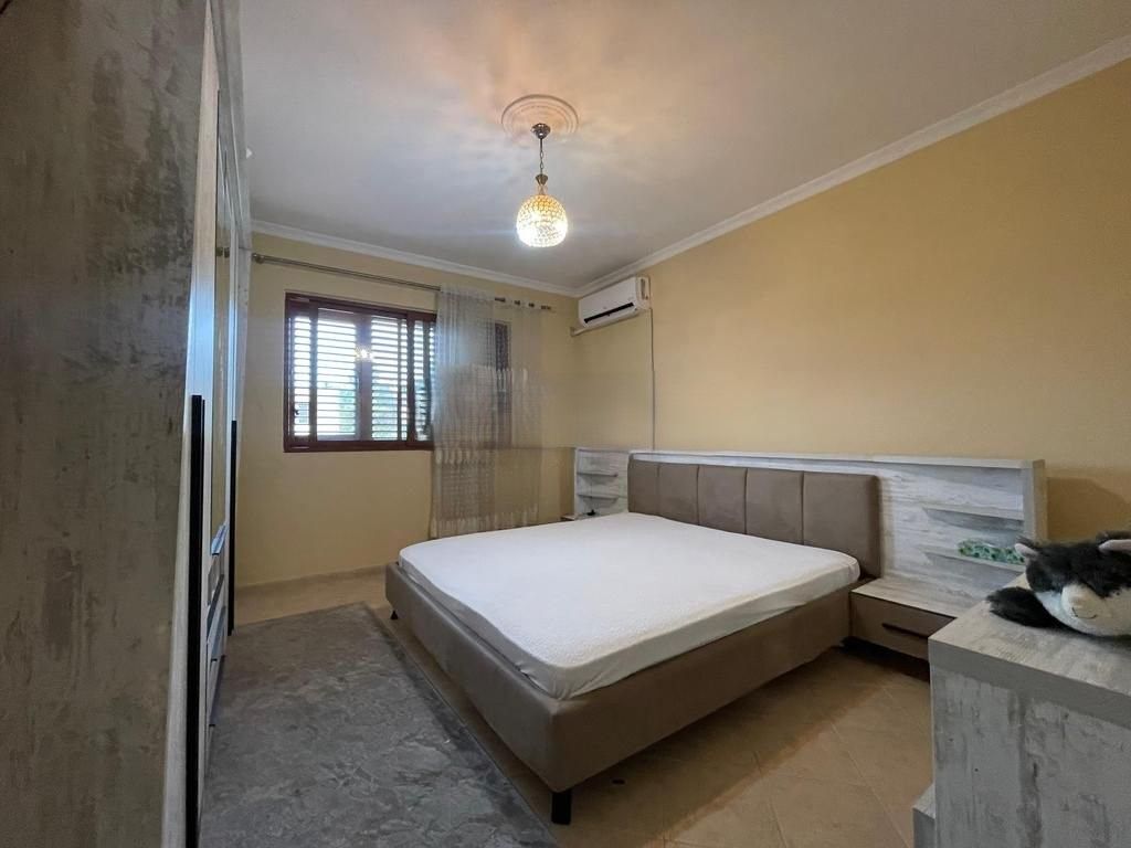 Villa di 3 piani + Terreno in vendita, Sauk, Tirana