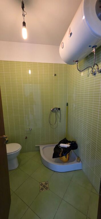 Affittasi appartamento 2+1+2 Via Jordan Misja a Gener 2