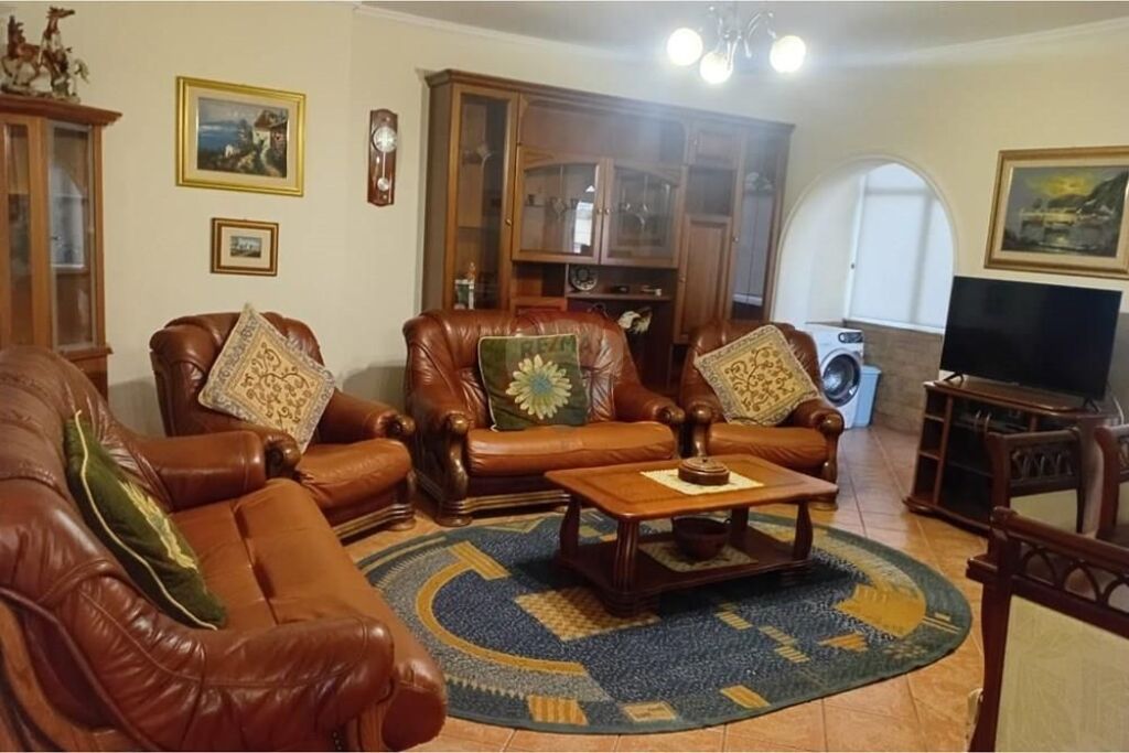 Appartamento in affitto vicino alla Scuola Sinan Tafaj