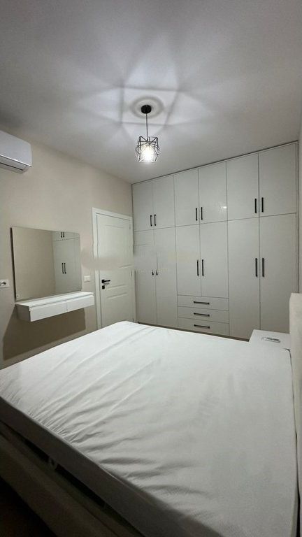 Apartament 1+1 me Qira tek 5 Maji!