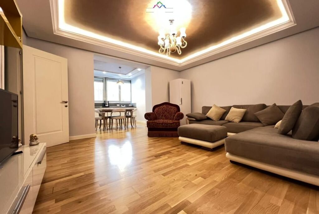 Apartament Me Qera 2+1 Ne Qender (ID B22137) Tirane