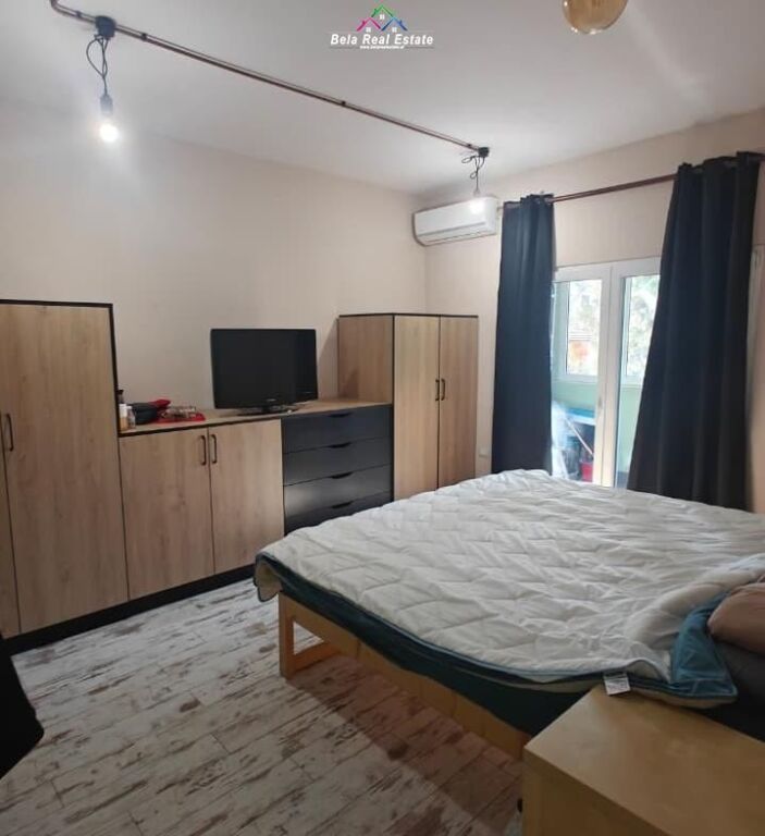 Appartamento In Affitto 2+1 Vicino Al Vecchio Mercato Elettrico (ID B221404) Tirana