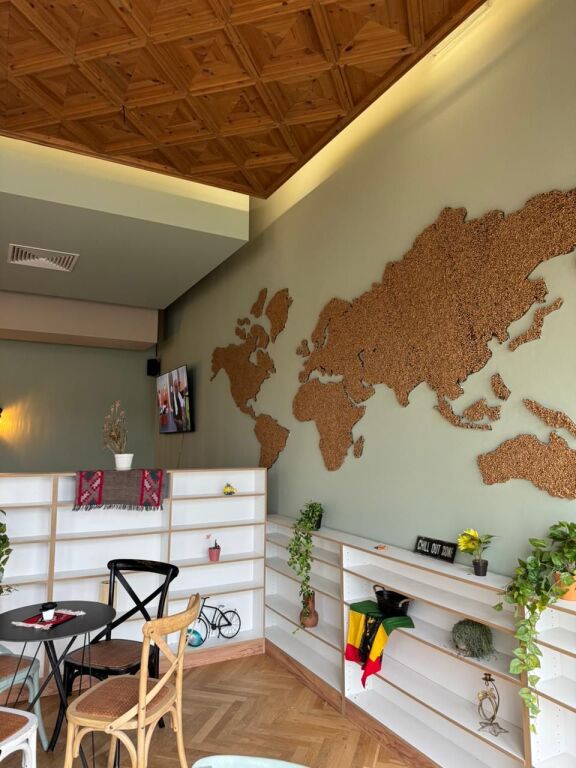 VENDESI BAR CAFFÈ IN VENDITA