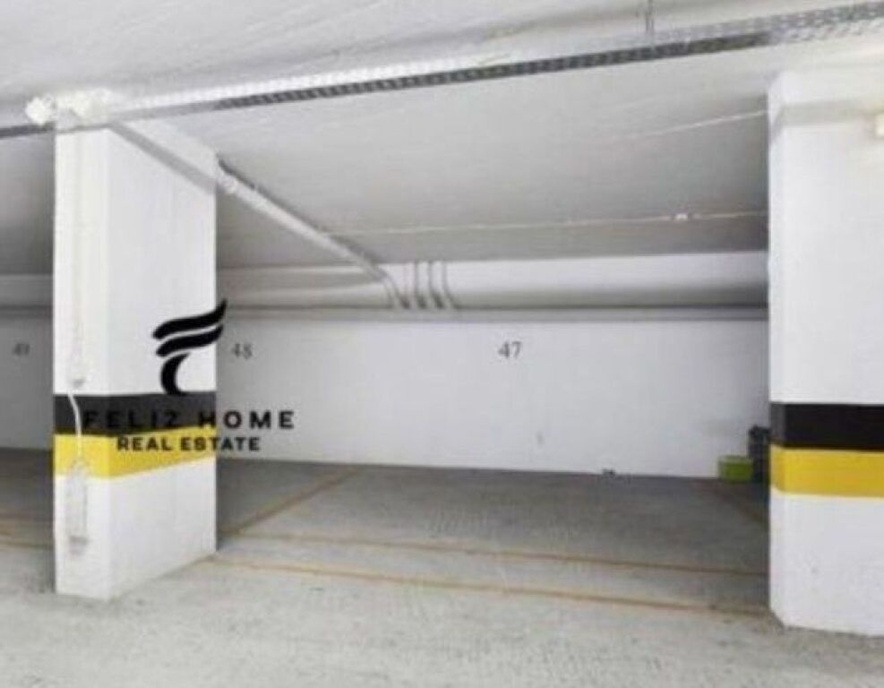 SHITEN 2 POSTE PARKIMI LIQEN I THATE 80.000 EURO