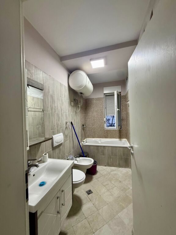 For rent 2+1 at Magnet complex, 21 Dhjetori