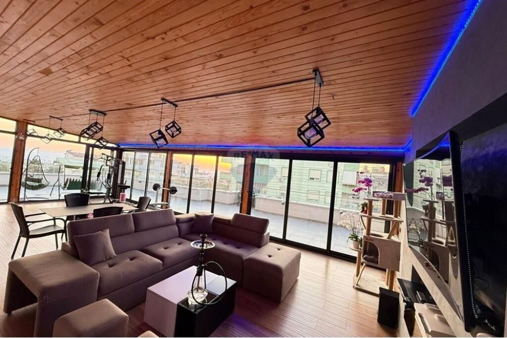 SHITET, APARTAMENT 2+1+2+VERANDE, FRESK, TIRANE.